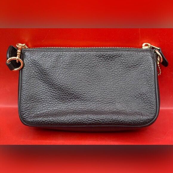 Coach Large Wristlet Black Pebbled Leather Gold Chain 7 X 5” - Picture 2 of 8